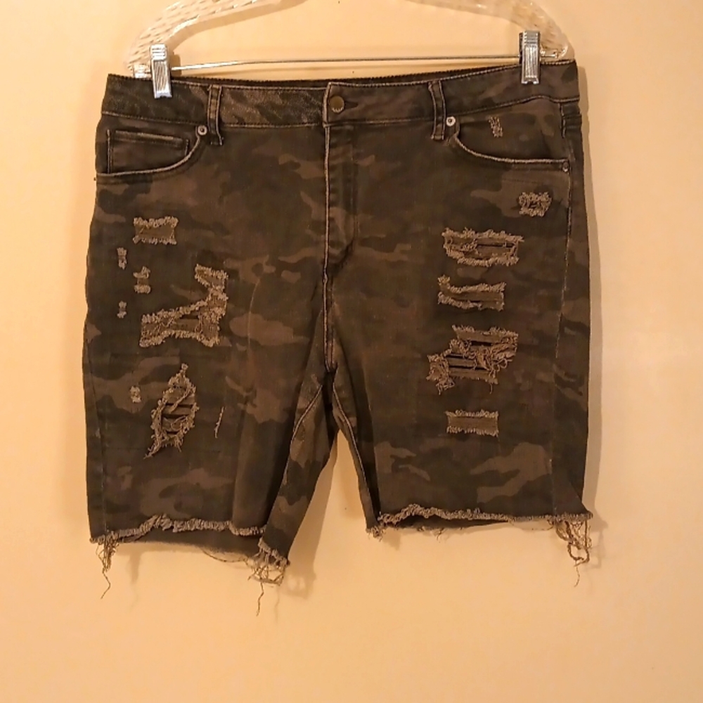 No Boundaries Jean Shorts